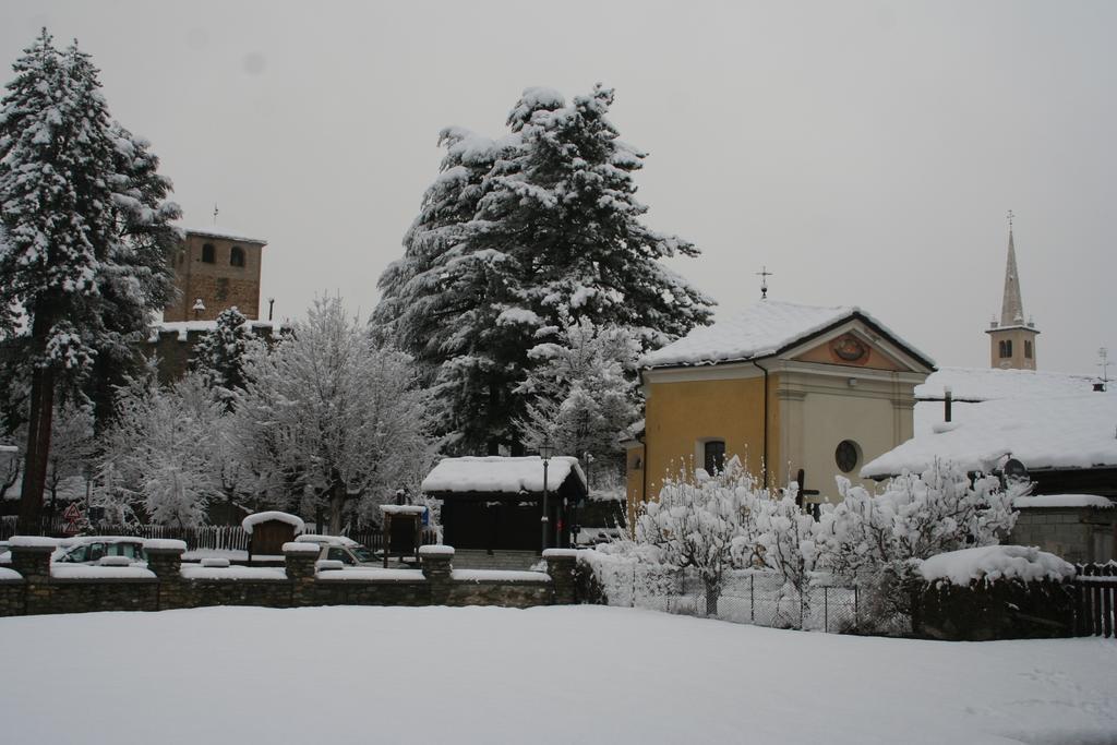 Le Petit Coin De Maison Chante Lune Bed and Breakfast Introd Exterior foto